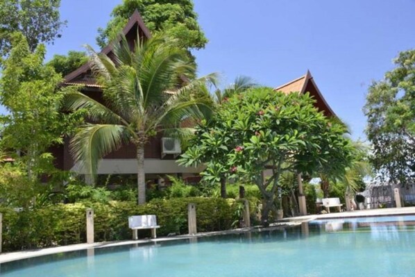 Alberca al aire libre 