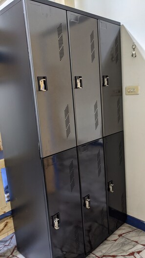 Basic Shared Dormitory, Mixed Dorm, Shared Bathroom