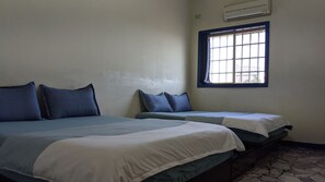 Quadrupla Basic, per soli uomini, bagno condiviso | Wi-Fi gratuito