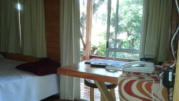 Iron/ironing board, free WiFi