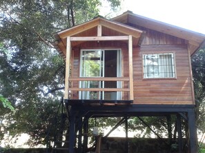 Façana frontal de l'allotjament