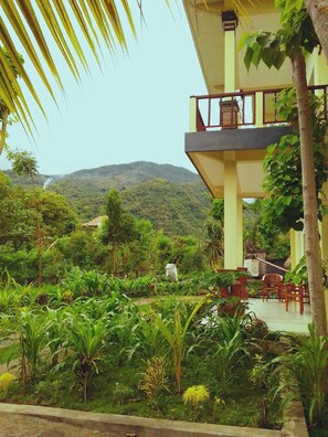 Mountain view - Villa Taman Padi (Karangasem)