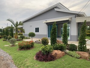 Herbergi með tvíbreiðu rúmi | Stofa | Flatskjársjónvarp