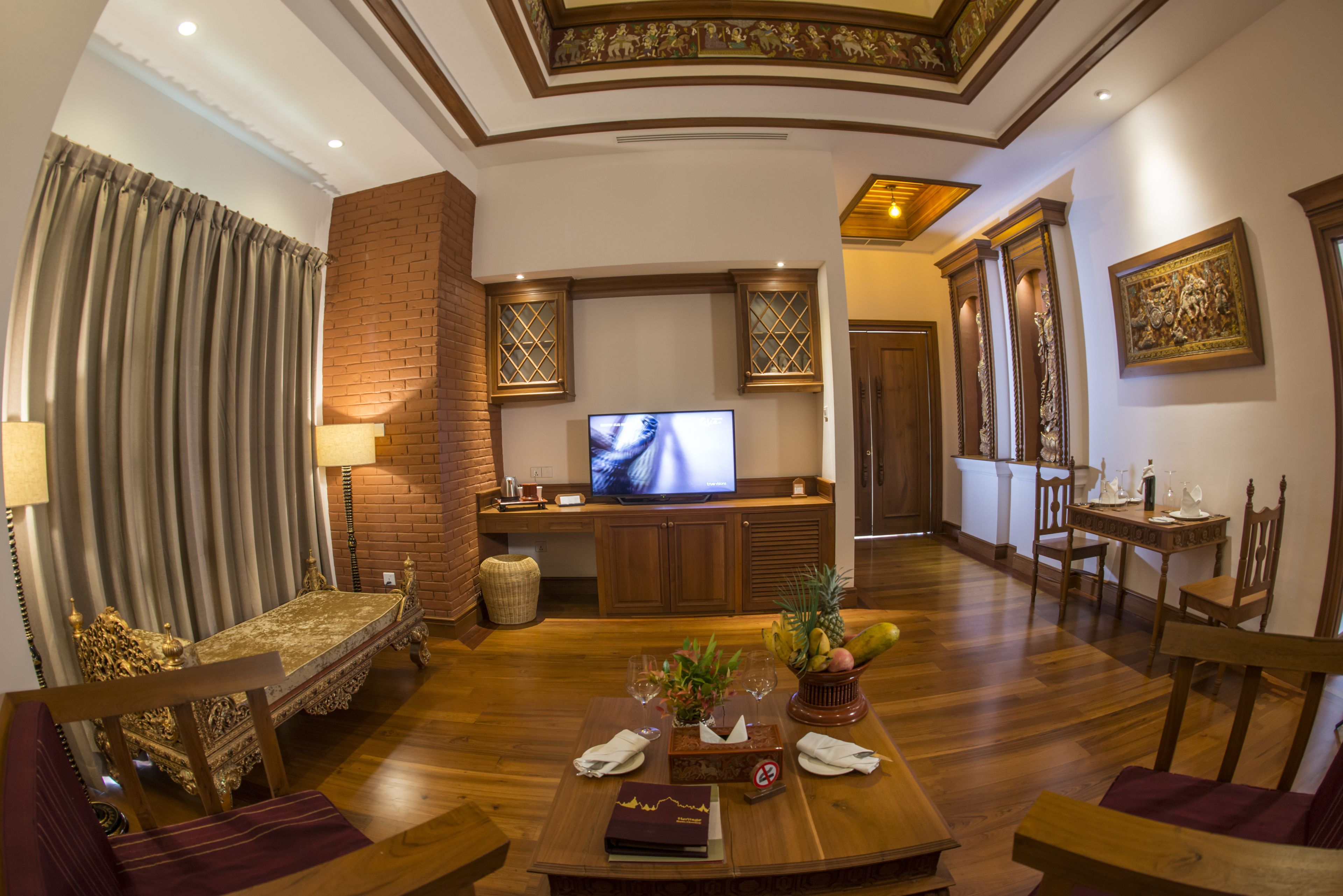 double room | living area | 42-inch tv with satellite channels