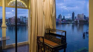 Minibar, in-room safe, soundproofing, rollaway beds