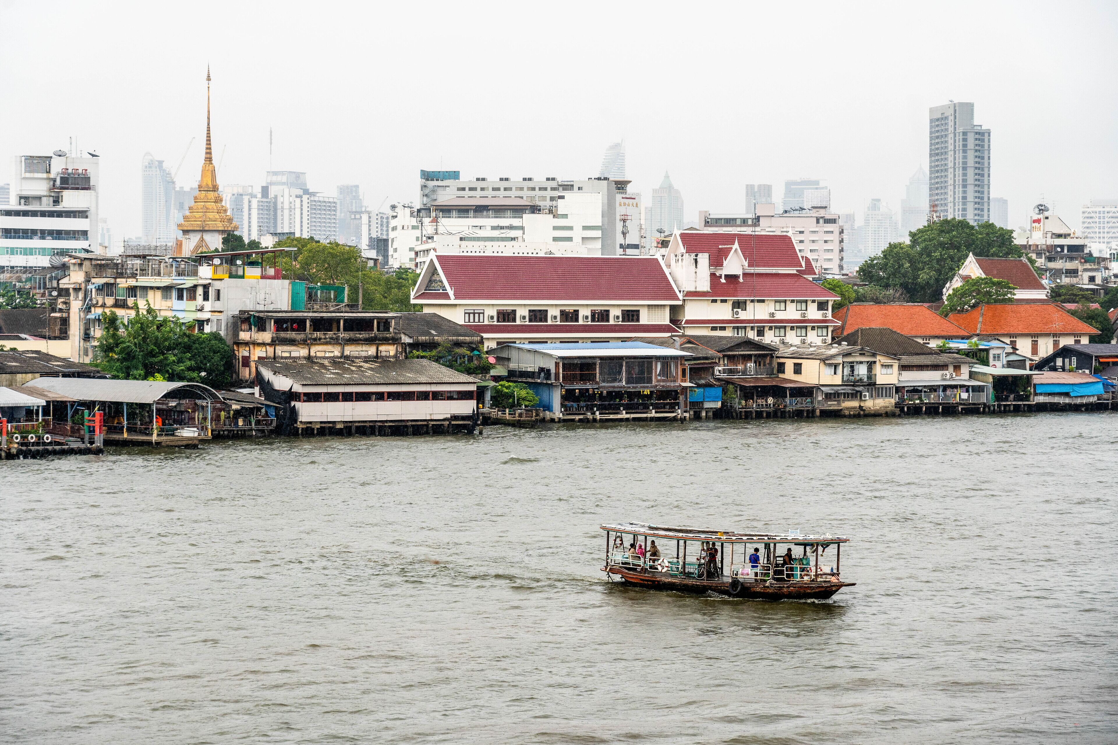 Photo - Amdaeng Bangkok Riverside Hotel