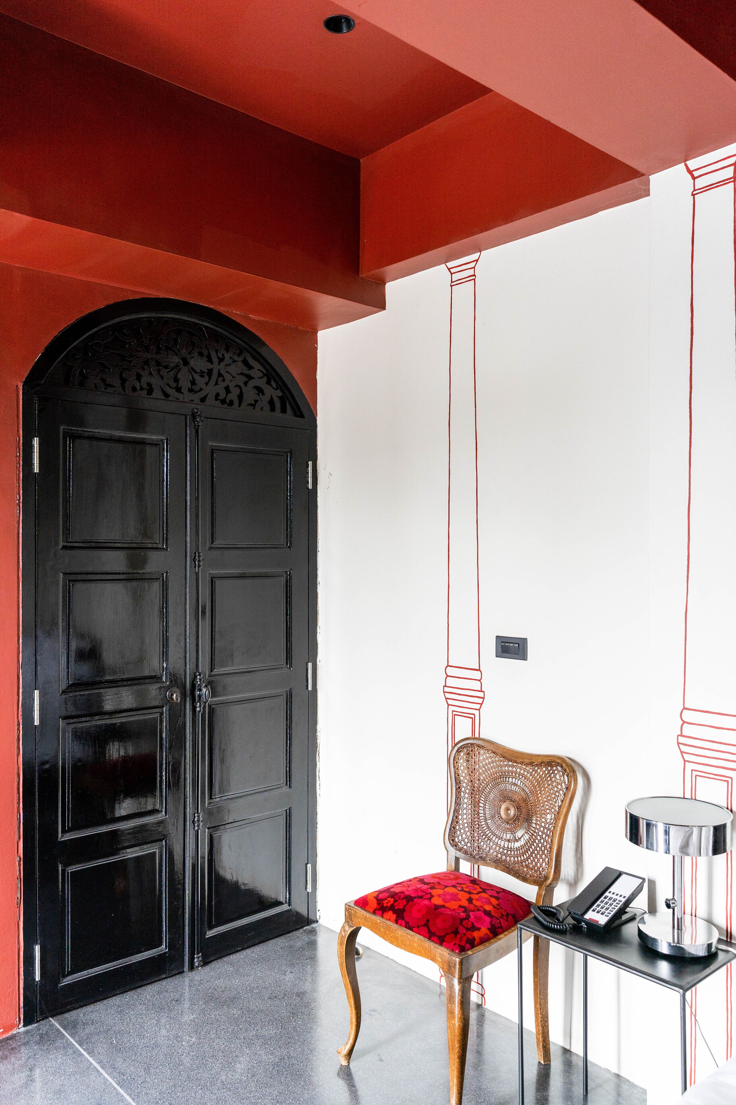 deluxe | minibar, in-room safe, soundproofing, rollaway beds