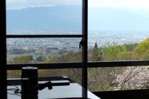 Superior Double or Twin Room | In-room safe, bed sheets - Yakushidaira Akanejyuku (Matsumoto)