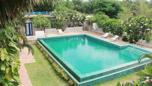 Outdoor pool - Preeburan Resort (Pranburi)