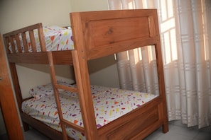 Soundproofing, iron/ironing board, free WiFi - Keva Guest House (Kigali)