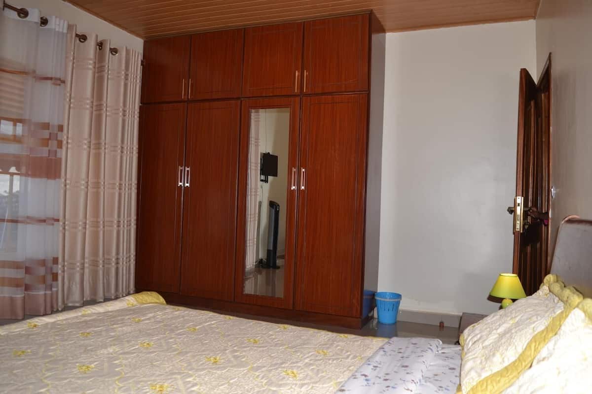 Soundproofing, iron/ironing board, free WiFi