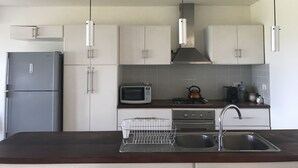 Unclassified image, 4 of 17, button - Santina Apartments (Port Vila)