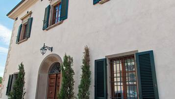 Facciata della struttura