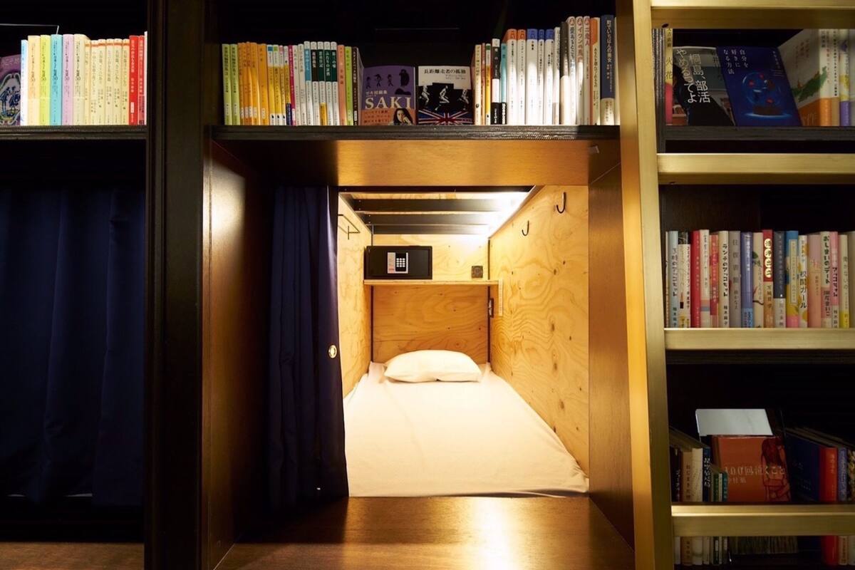 共用宿舍 (COMPACT) | 房內夾萬、手提電腦工作空間、免費 Wi-Fi