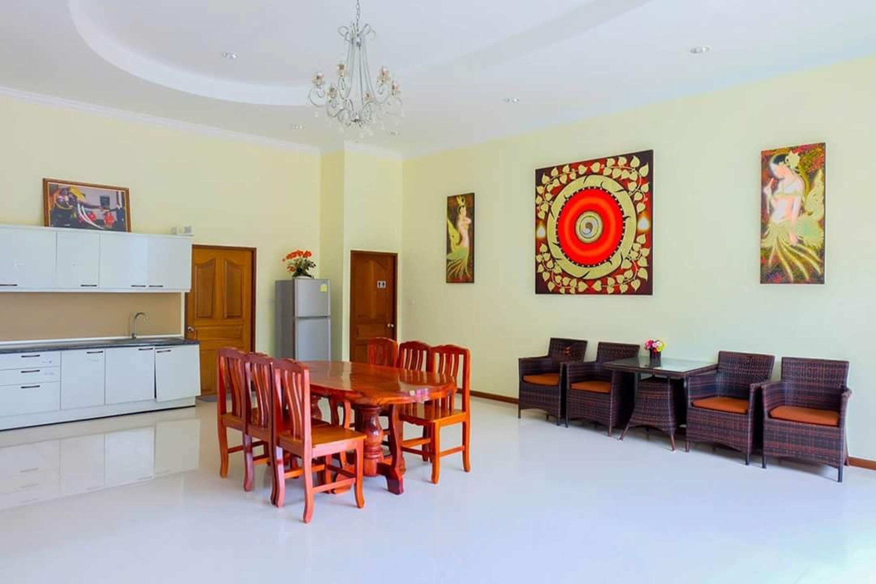 4-Bedroom with Private Pool  | Makan di kamar