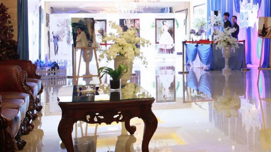 Zhenbao Holiday Hotel Nanjing Yuhua