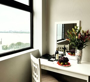 Superior Double or Twin Room | Street view - Sunrise Hanoi Hotel (Hanoi)