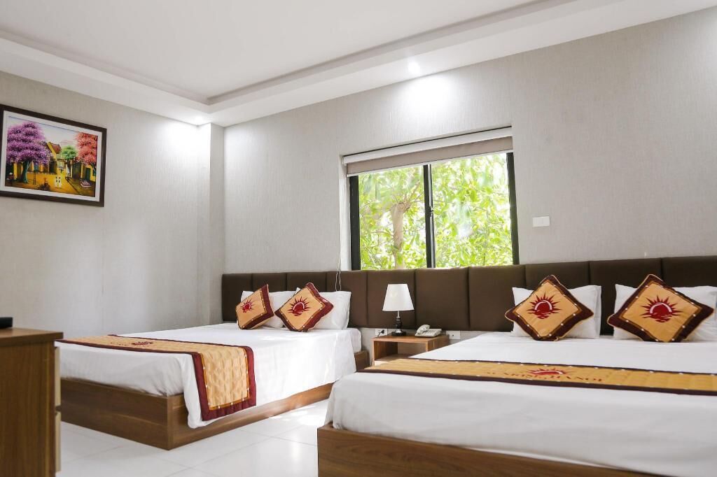 Egyptian cotton sheets, premium bedding, down comforters, pillowtop beds