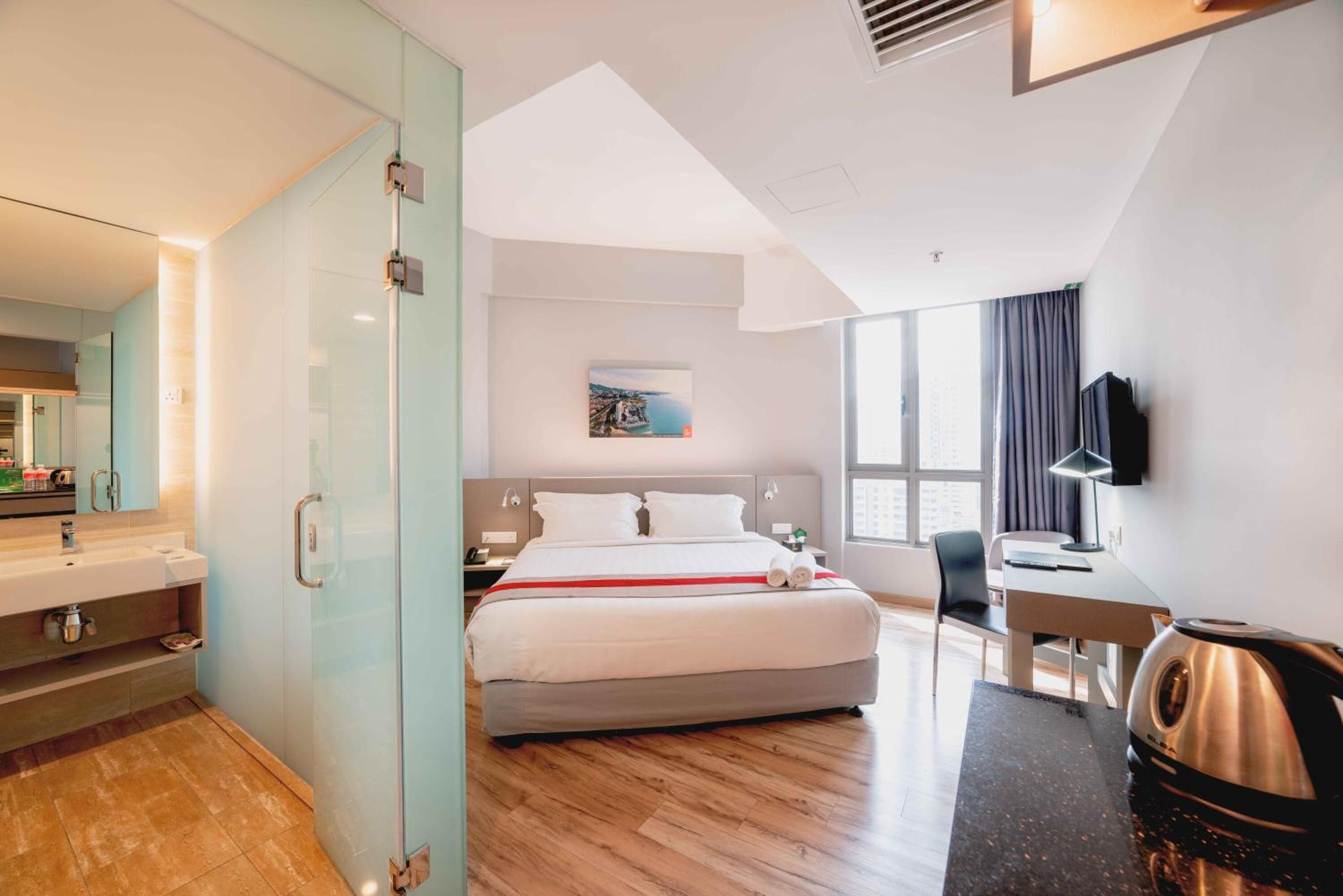 in-room safe, desk, iron/ironing board, free wifi