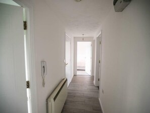 Lobby - Lakeside Crystal Apartment (Grays)