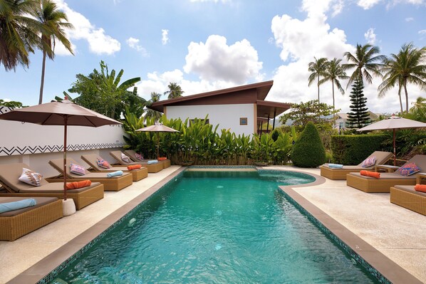 Outdoor pool, pool umbrellas, pool loungers