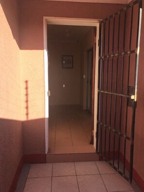 Entrada de la propiedad