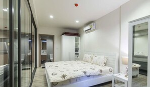 1-Bedroom Condo with Pool View | 1 bedroom, blackout curtains - The Rain Cha-Am by Nick (Cha-am)