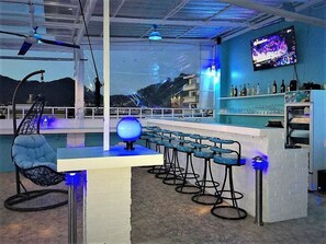 Bar (on property) - Patong Blue - Hostel (Patong)