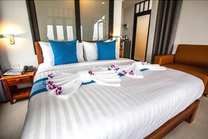 Hypo-allergenic bedding, in-room safe, blackout drapes, free WiFi - Lanta Corner Resort (Ko Lanta)