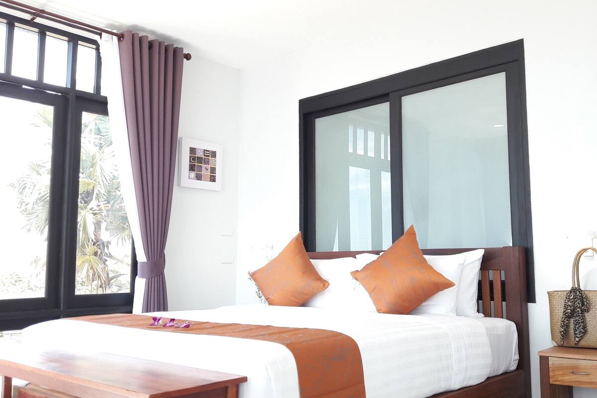 Grand Villa with Private Pool | 저자극성 침구, 객실 내 금고, 암막 커튼, 무료 WiFi