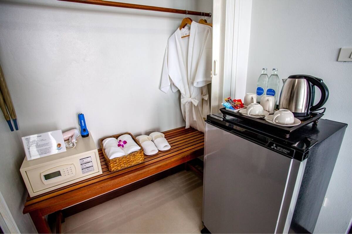 family villa with sea view | room amenity