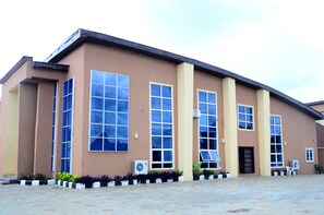 Exterior - Groovy Hotel (Akure)