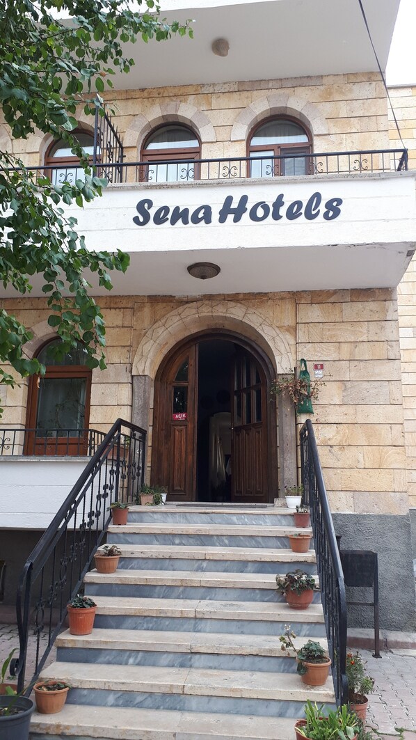 Front of property - Sena Hotels (Ürgüp)