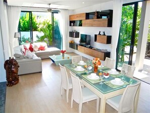 Living area - Baan Bua Nai Harn 3 bedrooms Villa (Rawai)