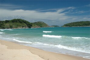 Beach nearby - Baan Bua Nai Harn 3 bedrooms Villa (Rawai)
