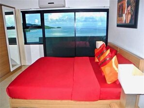 Apartamento, 1 quarto, vista para o mar | 1 quarto, espaço de trabalho para notebook