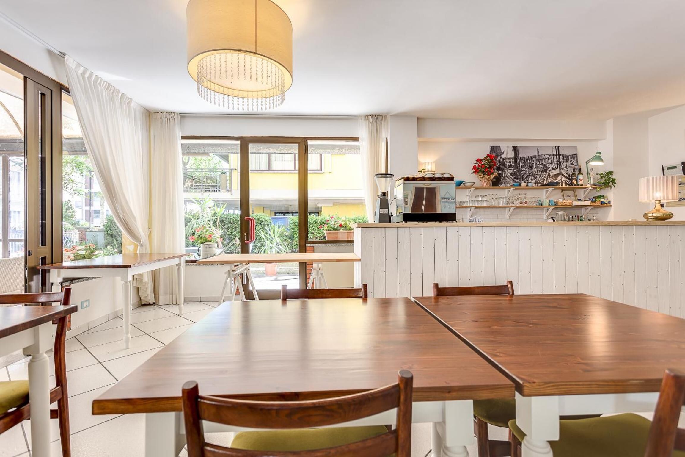 breakfast, lunch, dinner served; italian cuisine