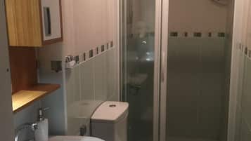 Shower, free toiletries, hair dryer, towels