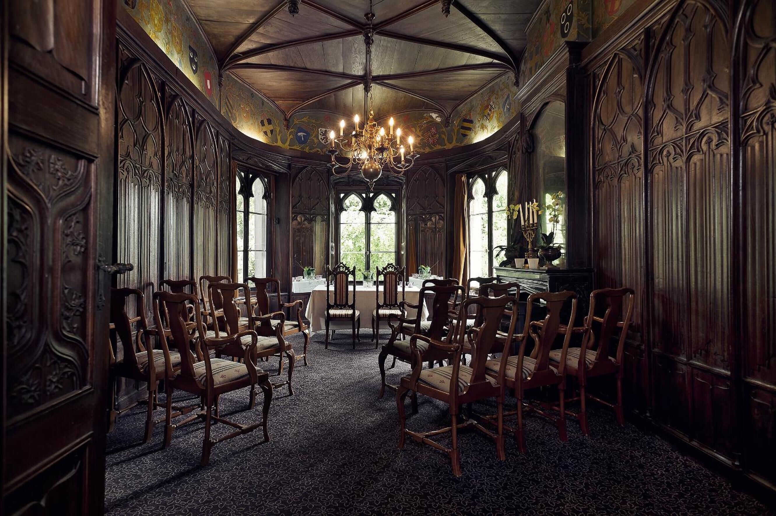 lunch and dinner served, french cuisine