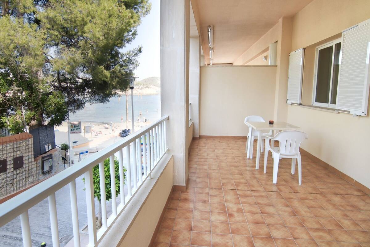 Economy Studio | Balcony