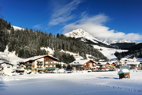 Exterior. Das Filzmoos
