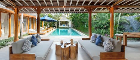 Family Villa | Living room | LED TV, DVD player