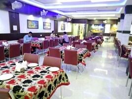 Breakfast, lunch, dinner served; Indian cuisine 