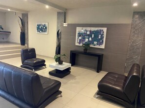 Sala de estar en el lobby