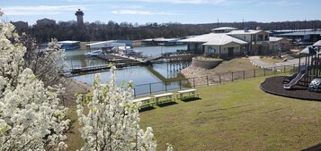 Lago