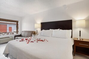 Habitación exclusiva, 1 cama King size, para no fumadores | Escritorio, wifi gratis y ropa de cama 