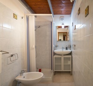 City Loft (Casa Siciliana 02) | Bathroom