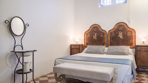 Unclassified image, 3 of 20, button - Casa Siciliana 03 (Noto)