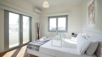 1 bedroom, iron/ironing board, free cots/infant beds, free WiFi