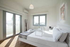 熨斗/熨衣板、免费婴儿床、免费 WiFi、床单